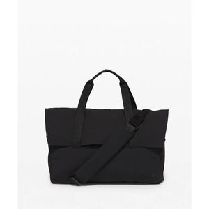 Lululemon Early Embark Duffel 27L NWOT SOLD OUT